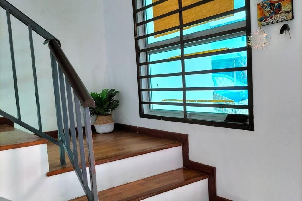 Iris 55 Corner Lot House Spacious Outdoor With Wi-Fi Johor Bahru Zewnętrze zdjęcie