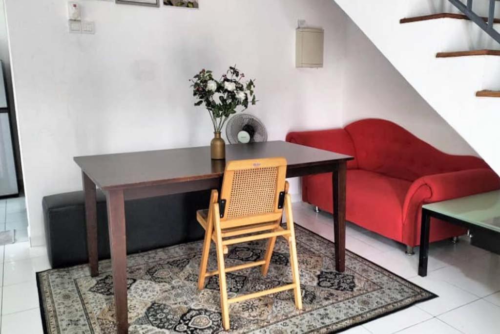 Iris 55 Corner Lot House Spacious Outdoor With Wi-Fi Johor Bahru Zewnętrze zdjęcie